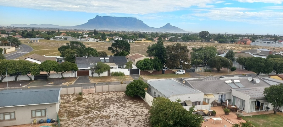 2 Bedroom Property for Sale in Flamingo Vlei Western Cape